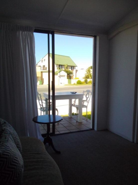 Breeze Inn Guesthouse Kiddʼs Beach Quarto foto